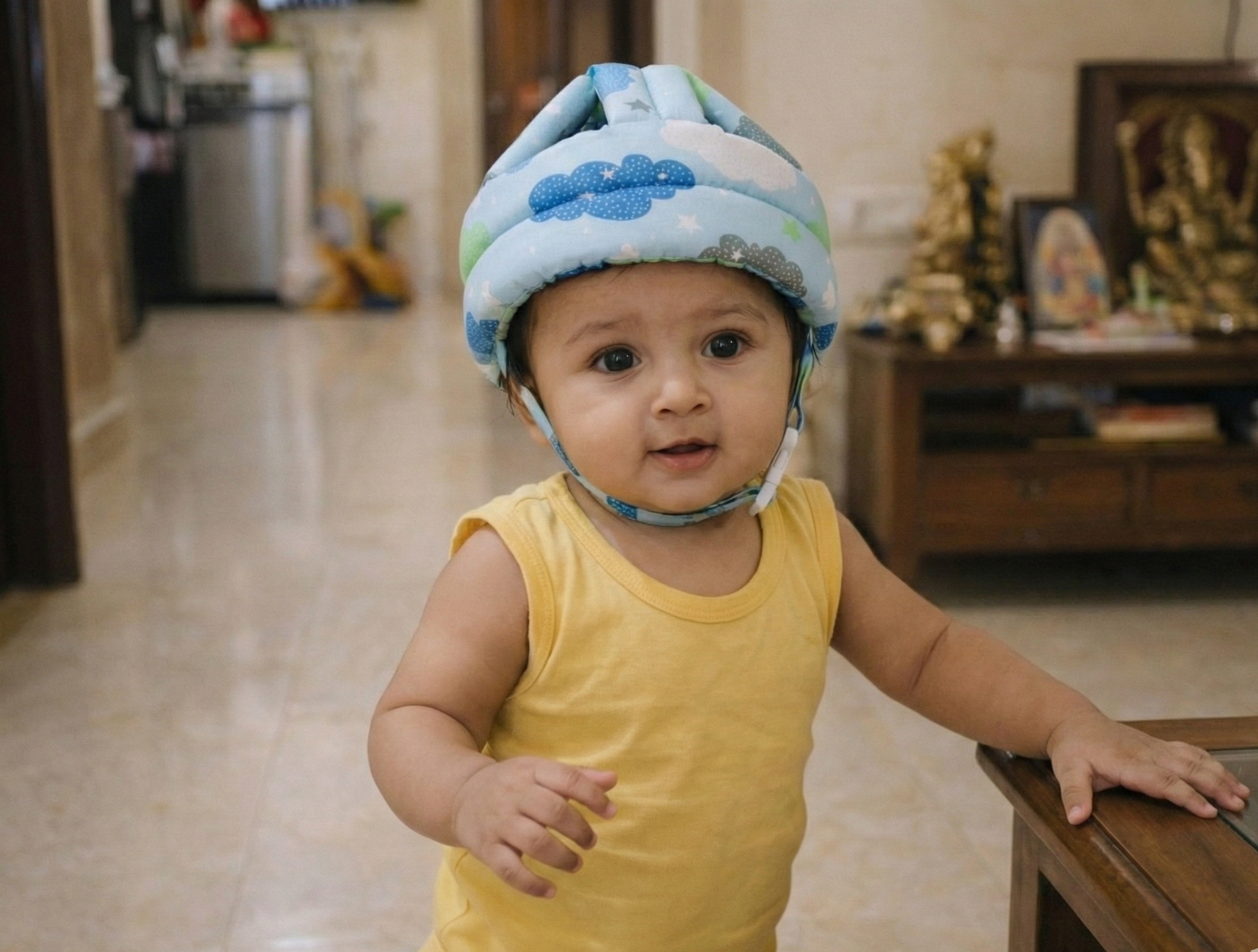 Baby Safety Helmet with Knee Pads Adjustable Infant Head Protector & Knee Guard for Crawling and Walking Soft Lightweight Breathable Child (Blue with Knee Pad)